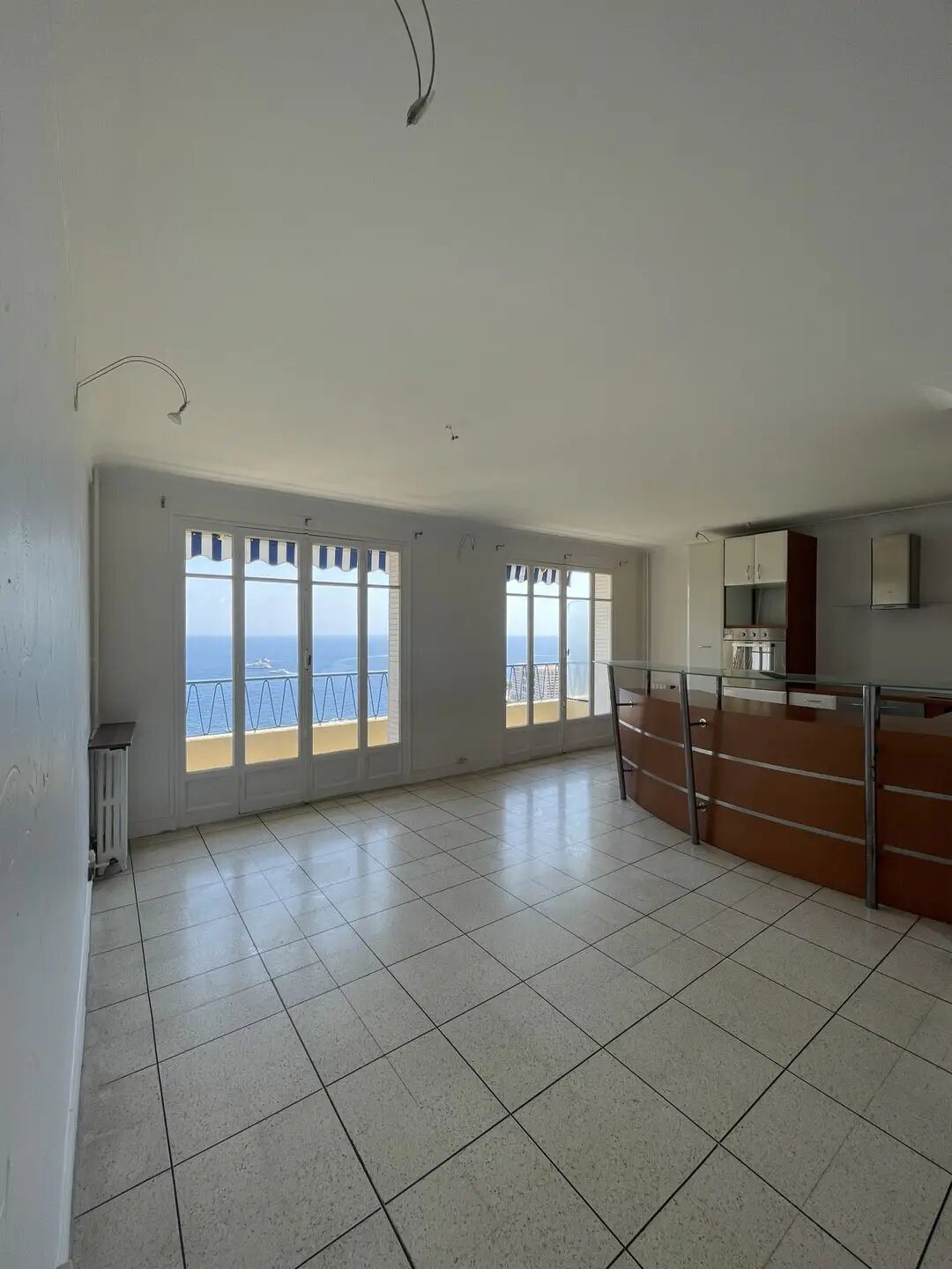 Appartement à louer, 57m², Roquebrune-Cap-Martin