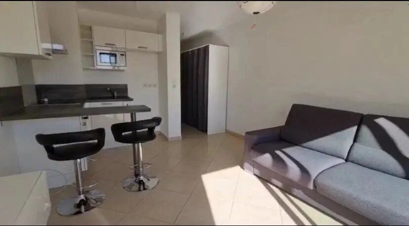 Appartement à louer, 25m², Menton