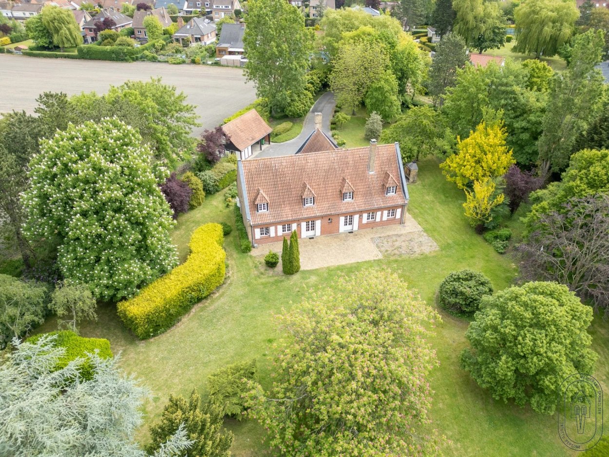 Maison à vendre, 292m², Téteghem-Coudekerque-Village