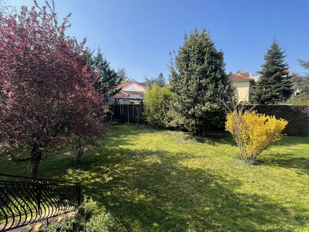 Maison à vendre, 211m², Saint-Genis-les-Ollières
