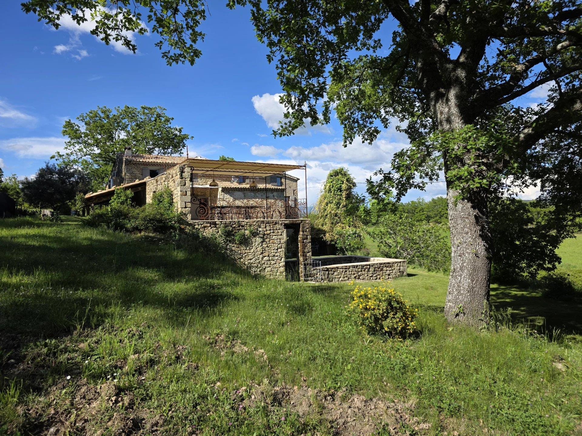 Maison à vendre, 273m², Simiane-la-Rotonde