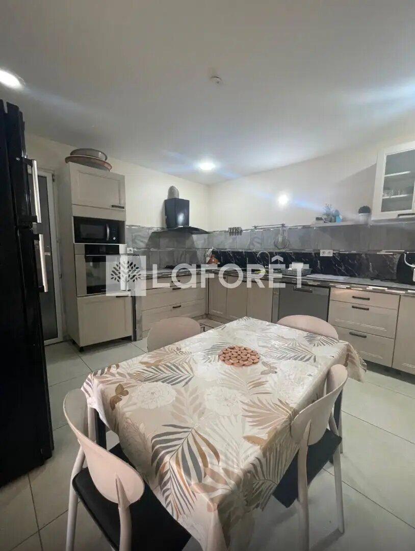 Maison à vendre, 273m², Arles
