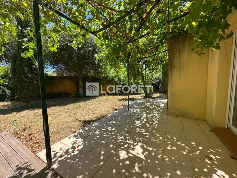 Maison à louer, 72m², Arles