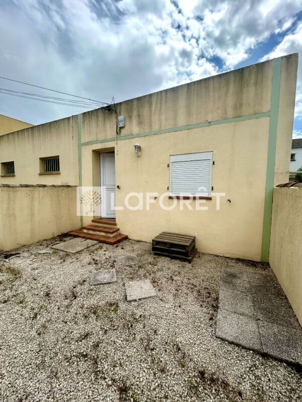 Appartement à louer, 27m², Arles