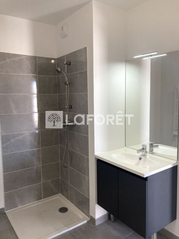 Appartement à louer, 26m², Arles