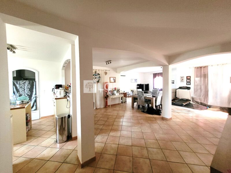 Maison à vendre, 263m², Arles