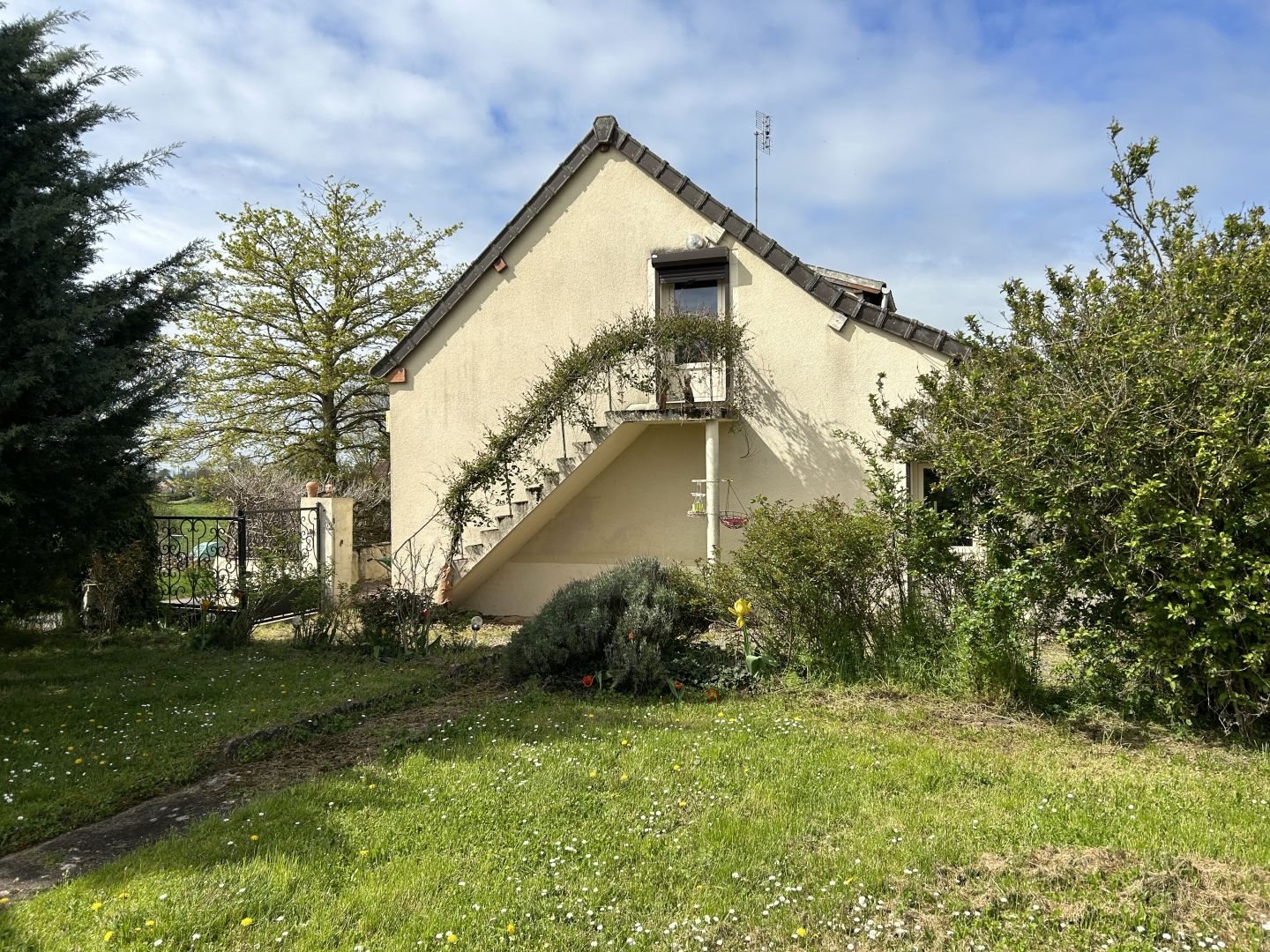 Maison à vendre, 92m², Bessais-le-Fromental