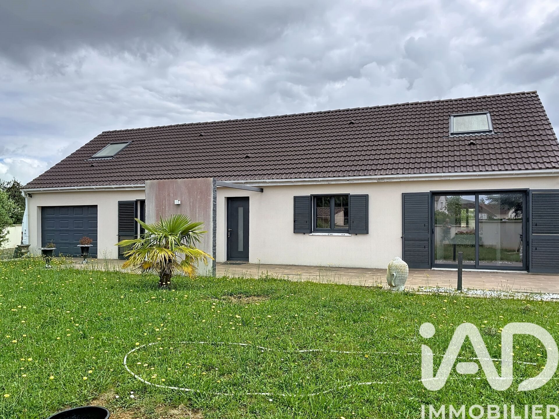 Maison à vendre, 122m², Nargis