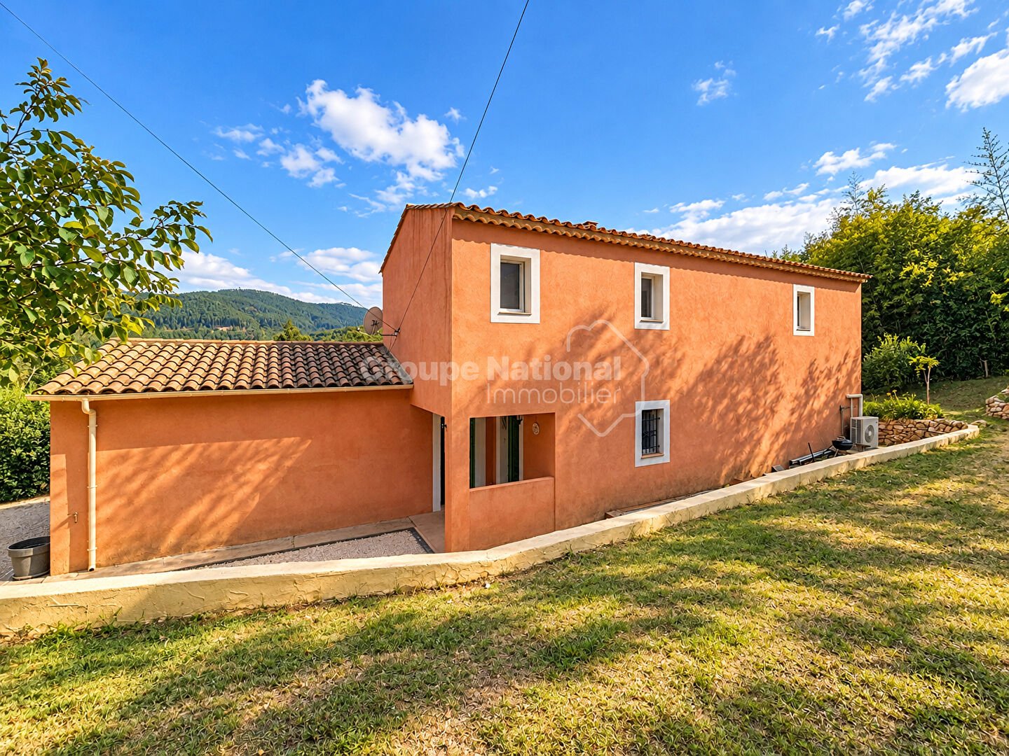 Maison à vendre, 114m², Bagnols-en-Forêt
