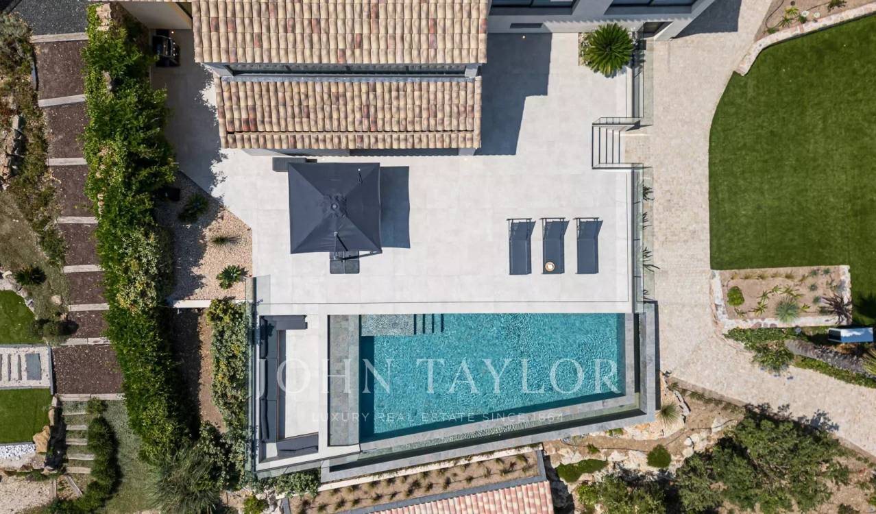 Maison à vendre, 352m², Les Adrets-de-l'Estérel