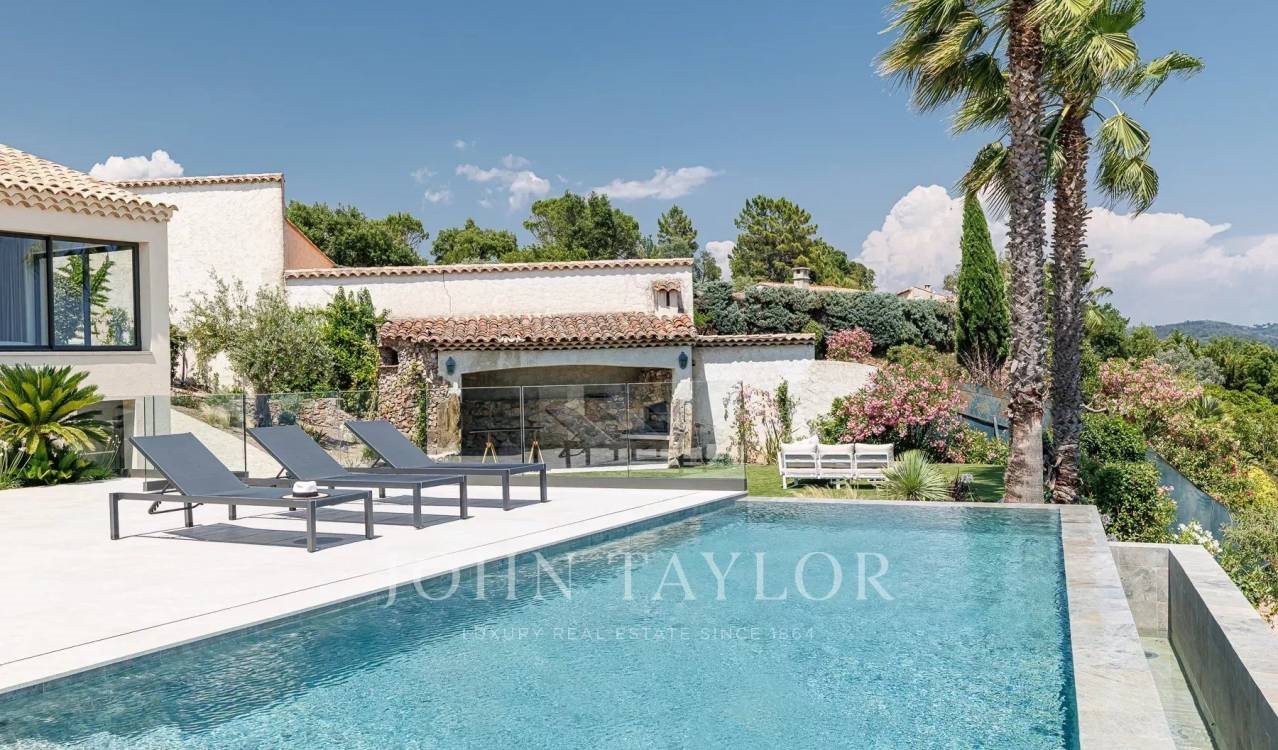 Maison à vendre, 352m², Les Adrets-de-l'Estérel