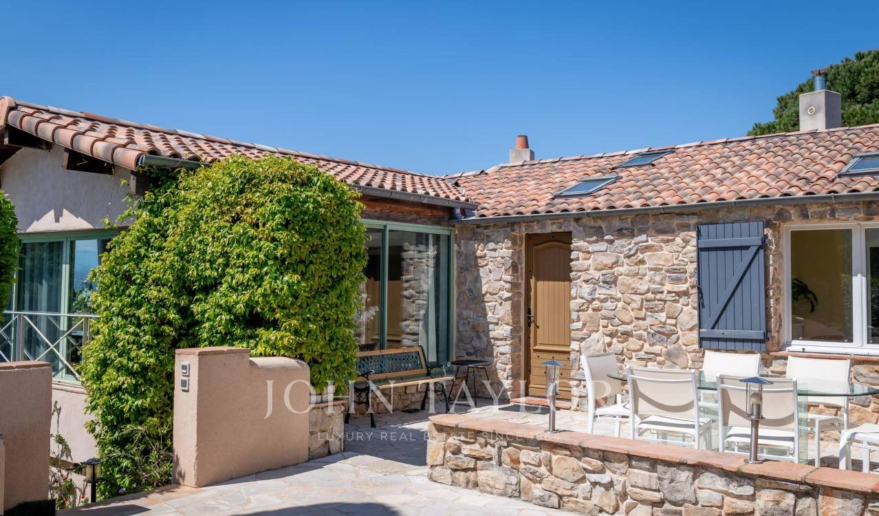Maison à vendre, 190m², Cannes-la-Bocca
