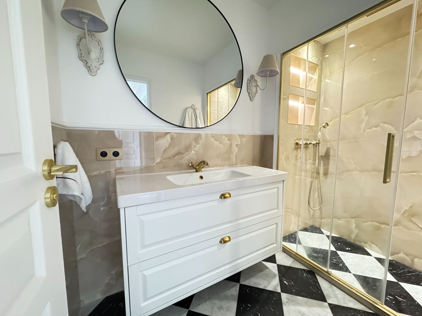 Appartement à louer, 69m², Issy-les-Moulineaux