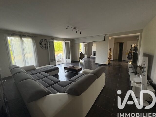 Maison à vendre, 255m², Azay-sur-Cher