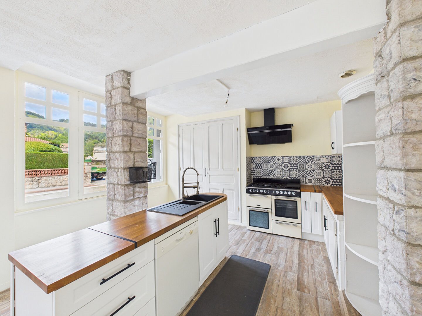 Maison à vendre, 180m², Le Cheylard