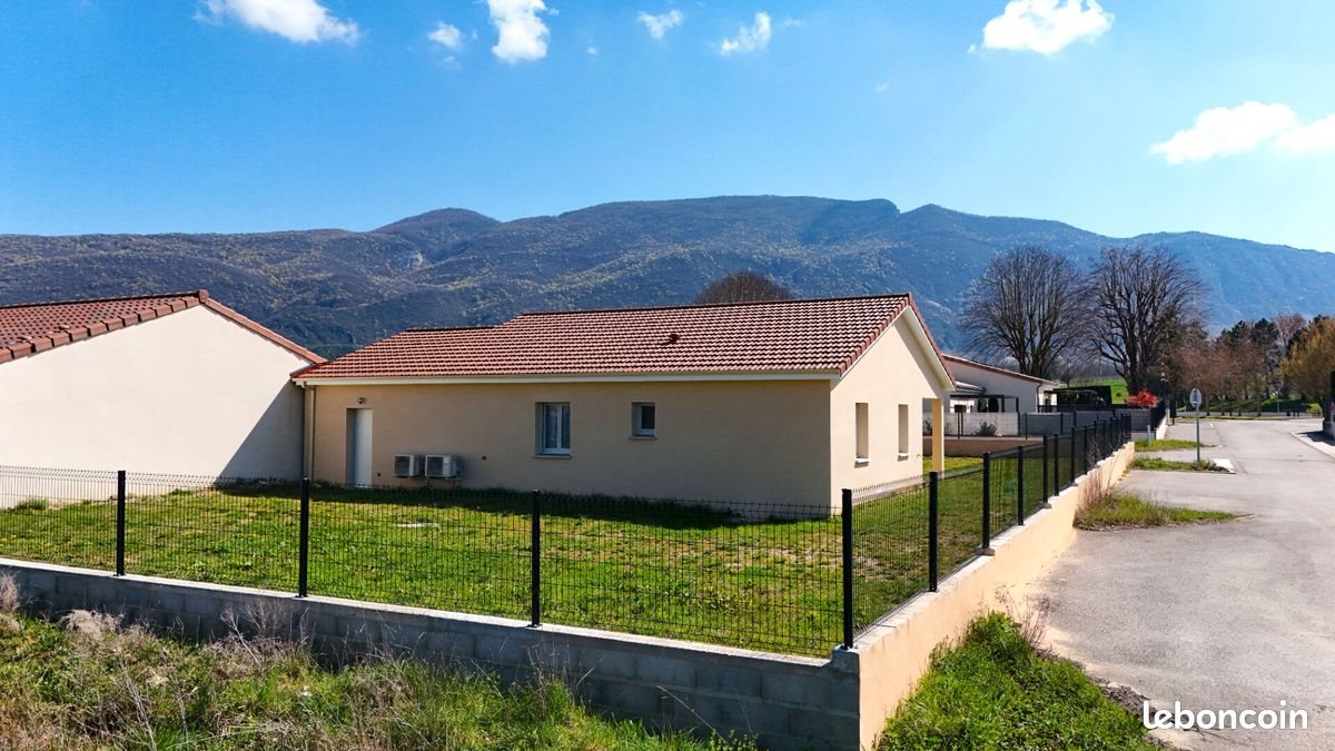 Maison à vendre, 94m², Jaillans