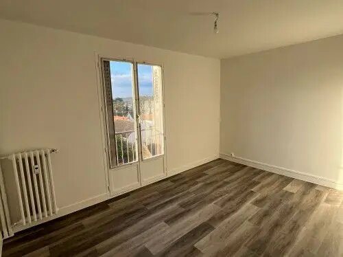 Appartement à louer, 77m², Vendôme