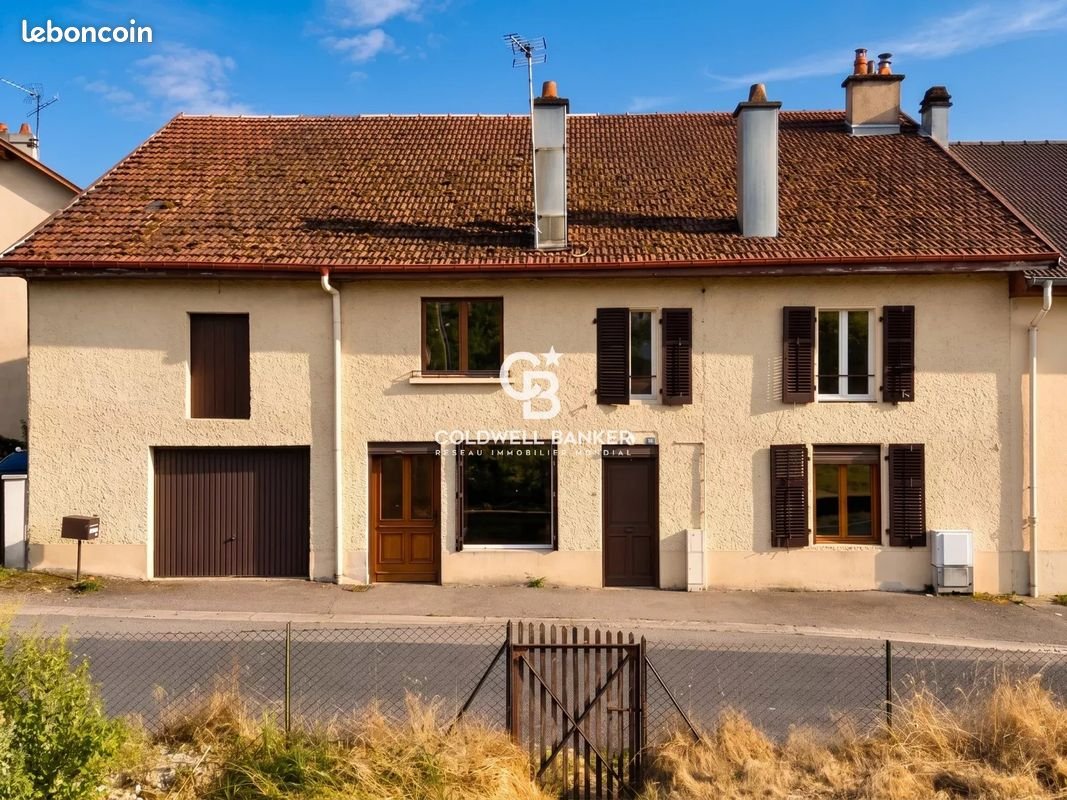 Maison à vendre, 197m², Étival-Clairefontaine