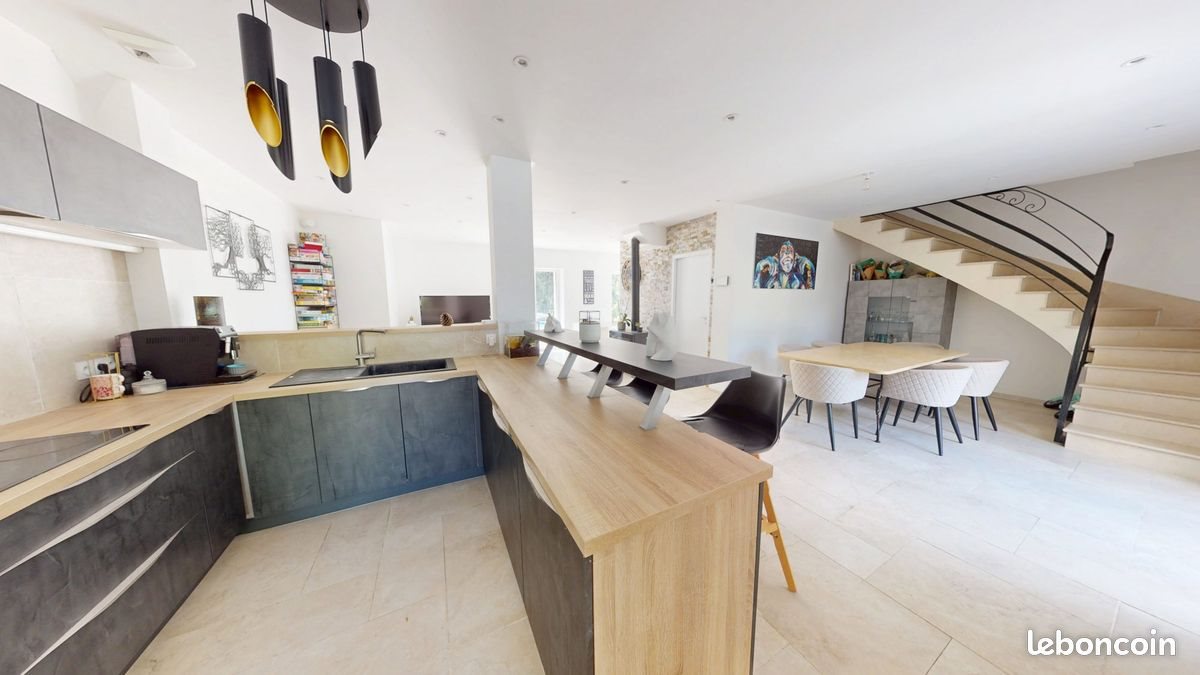 Maison à vendre, 268m², Saint-Cyr-en-Val