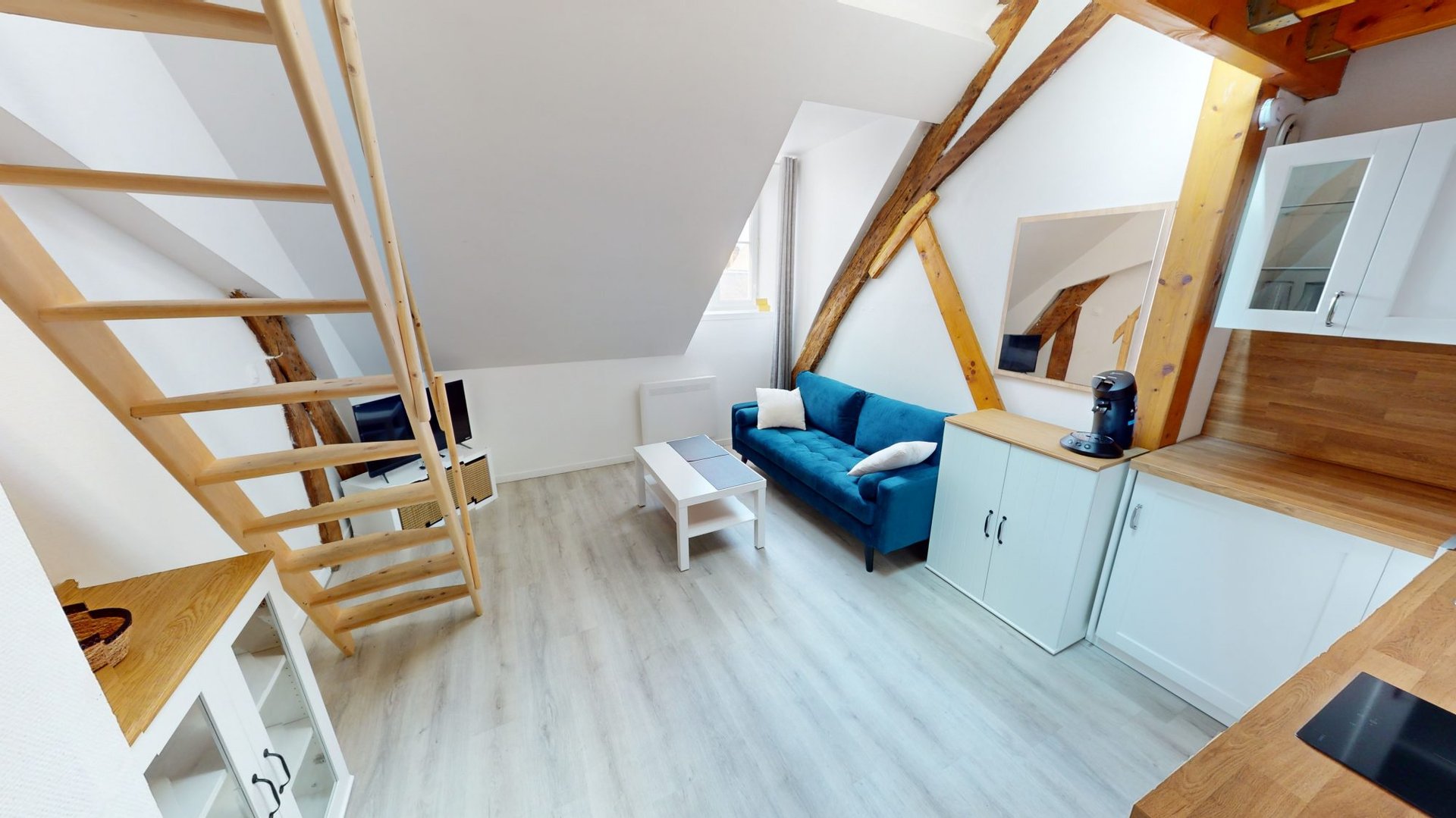 Appartement à louer, 1m², Orléans
