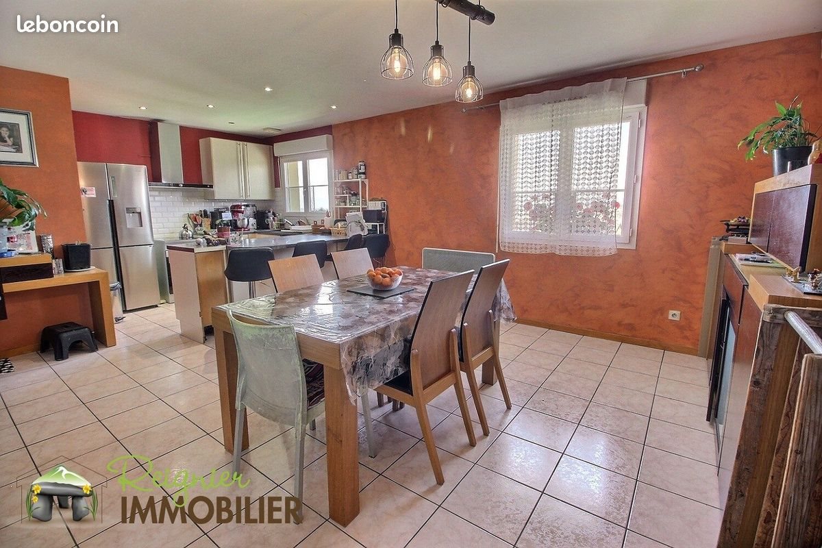 Maison à vendre, 106m², Monnetier-Mornex