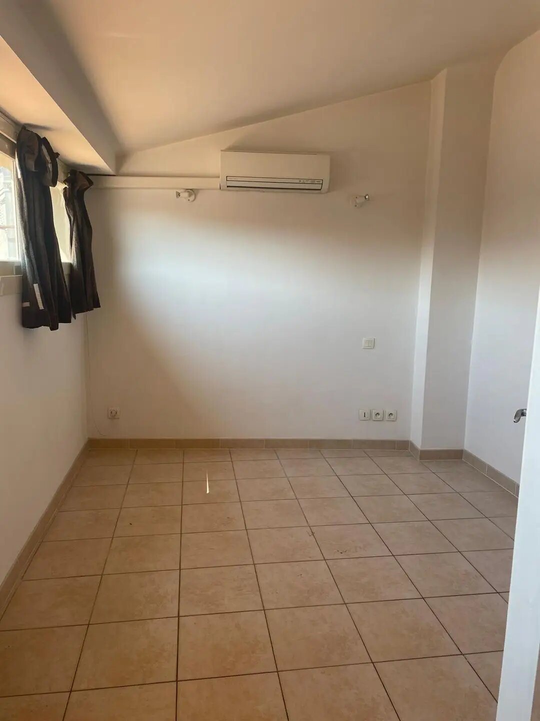 Appartement à louer, 47m², Antibes