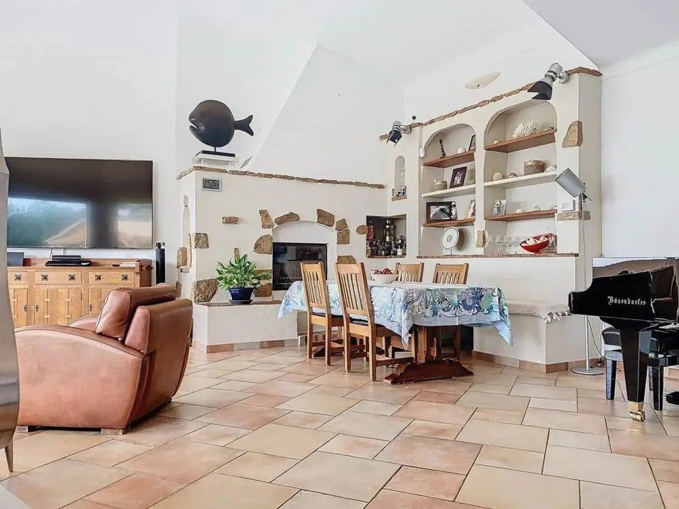 Maison à louer, 199m², Le Rouret