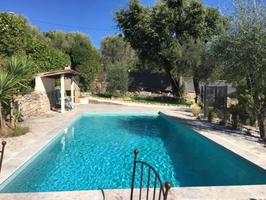 Maison à louer, 93m², Valbonne