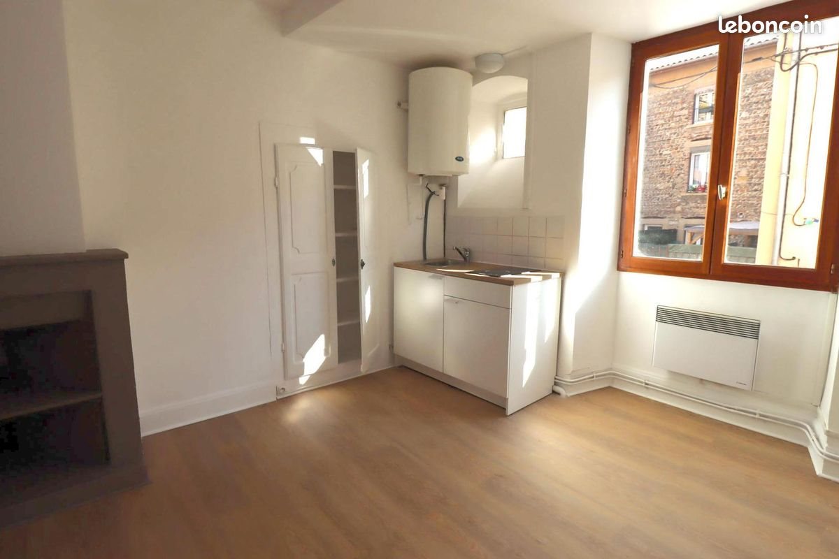 Appartement à louer, 22m², La Côte-Saint-André