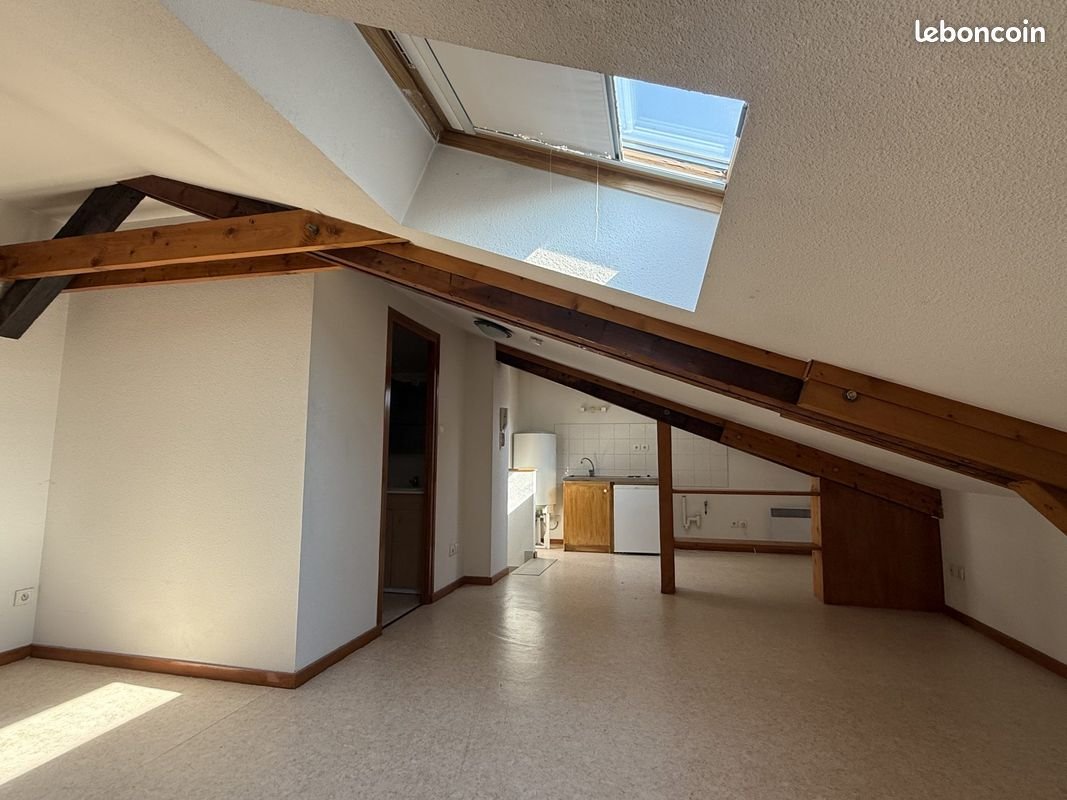 Appartement à louer, 20m², La Côte-Saint-André