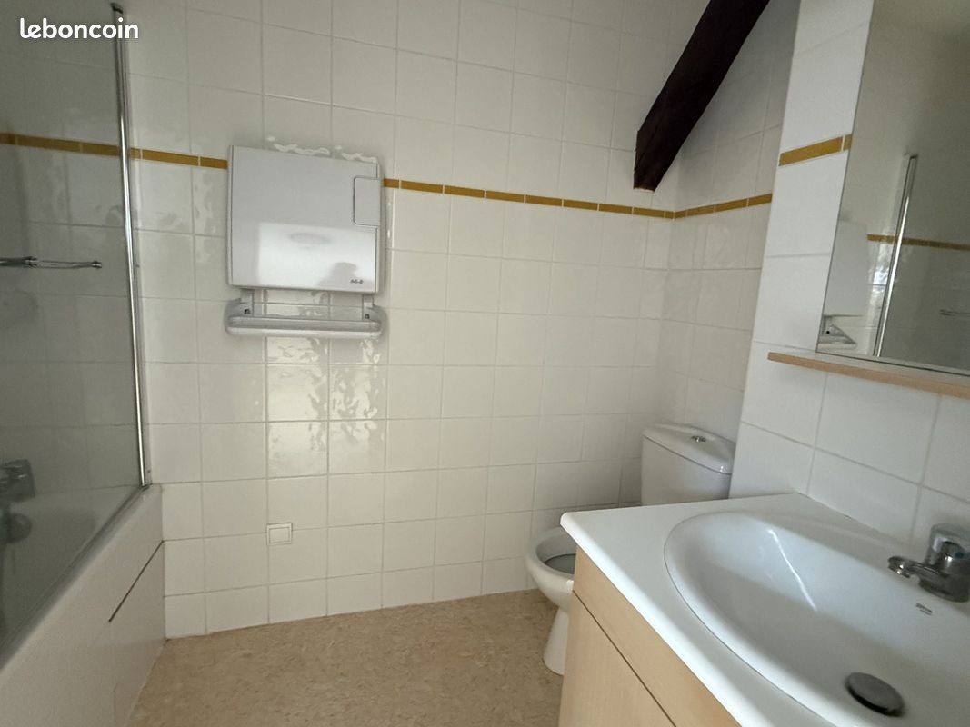 Appartement à louer, 20m², La Côte-Saint-André