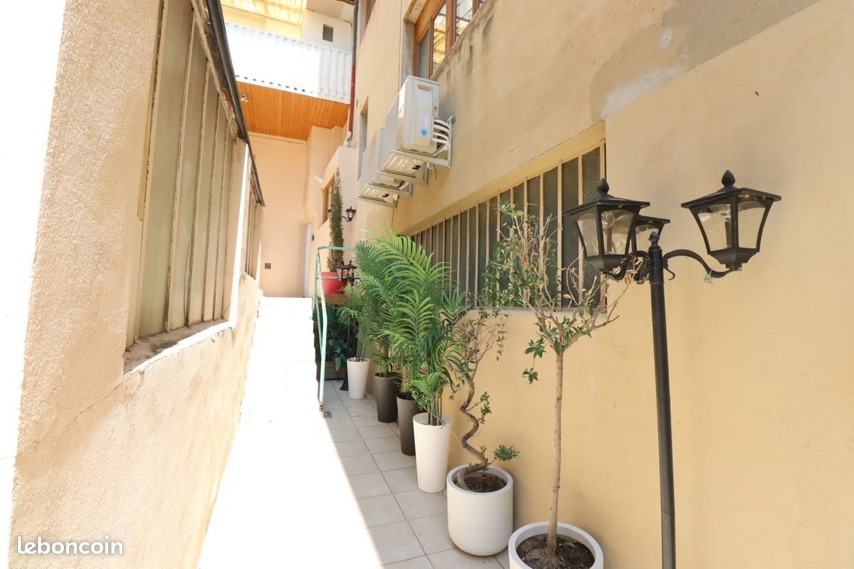 Appartement à vendre, 421m², La Côte-Saint-André