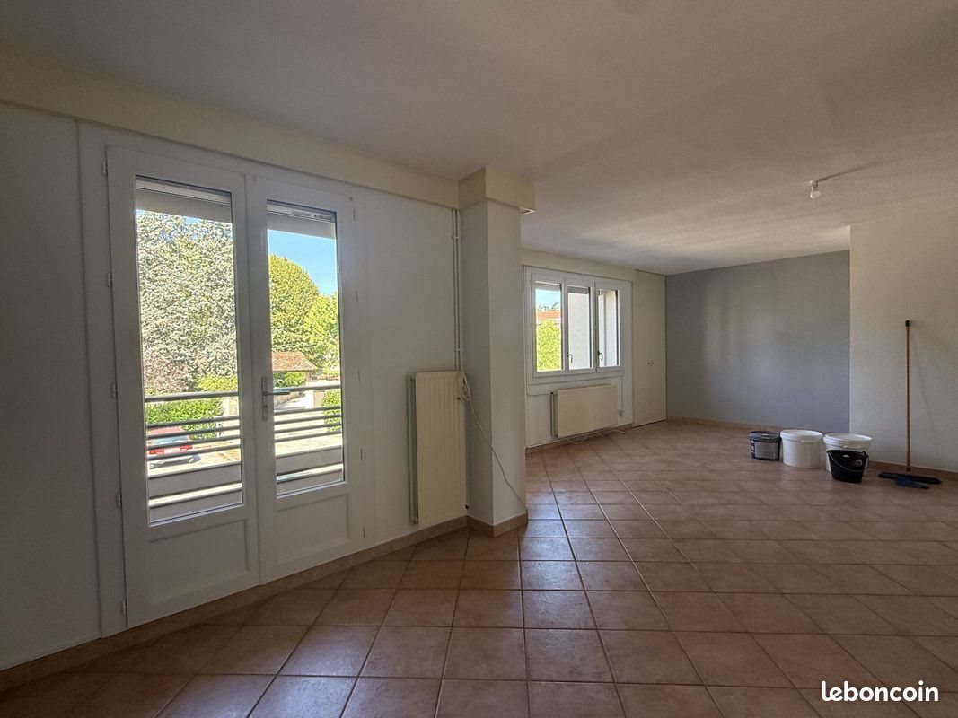Appartement à louer, 79m², La Côte-Saint-André