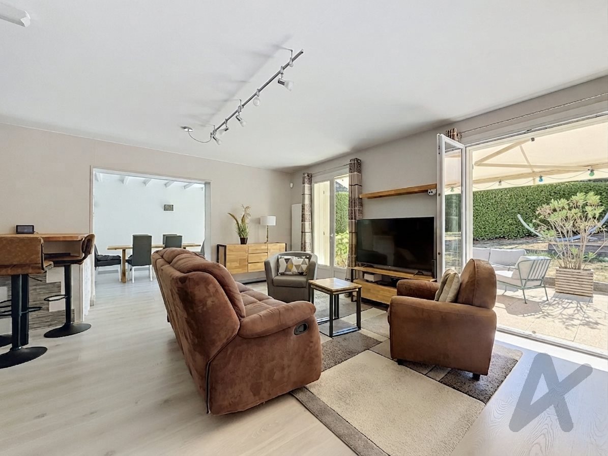 Maison à vendre, 101m², Lentilly