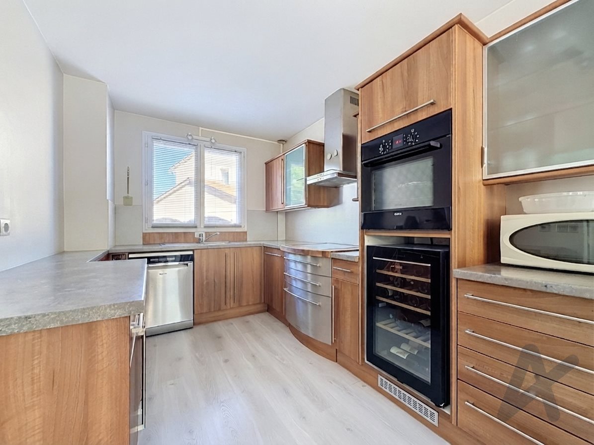 Maison à vendre, 101m², Lentilly