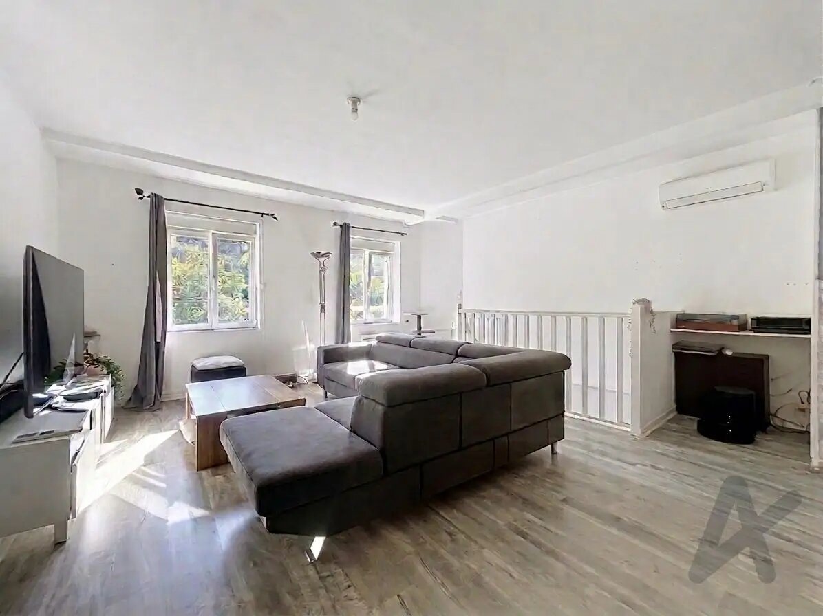 Maison à vendre, 159m², Saint-Forgeux