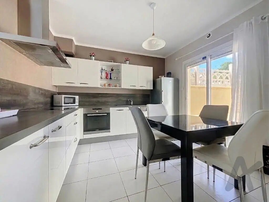 Appartement à vendre, 90m², Sourcieux-les-Mines