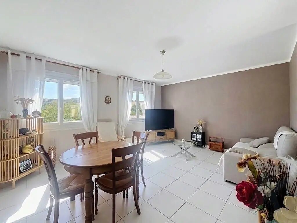 Appartement à vendre, 90m², Sourcieux-les-Mines