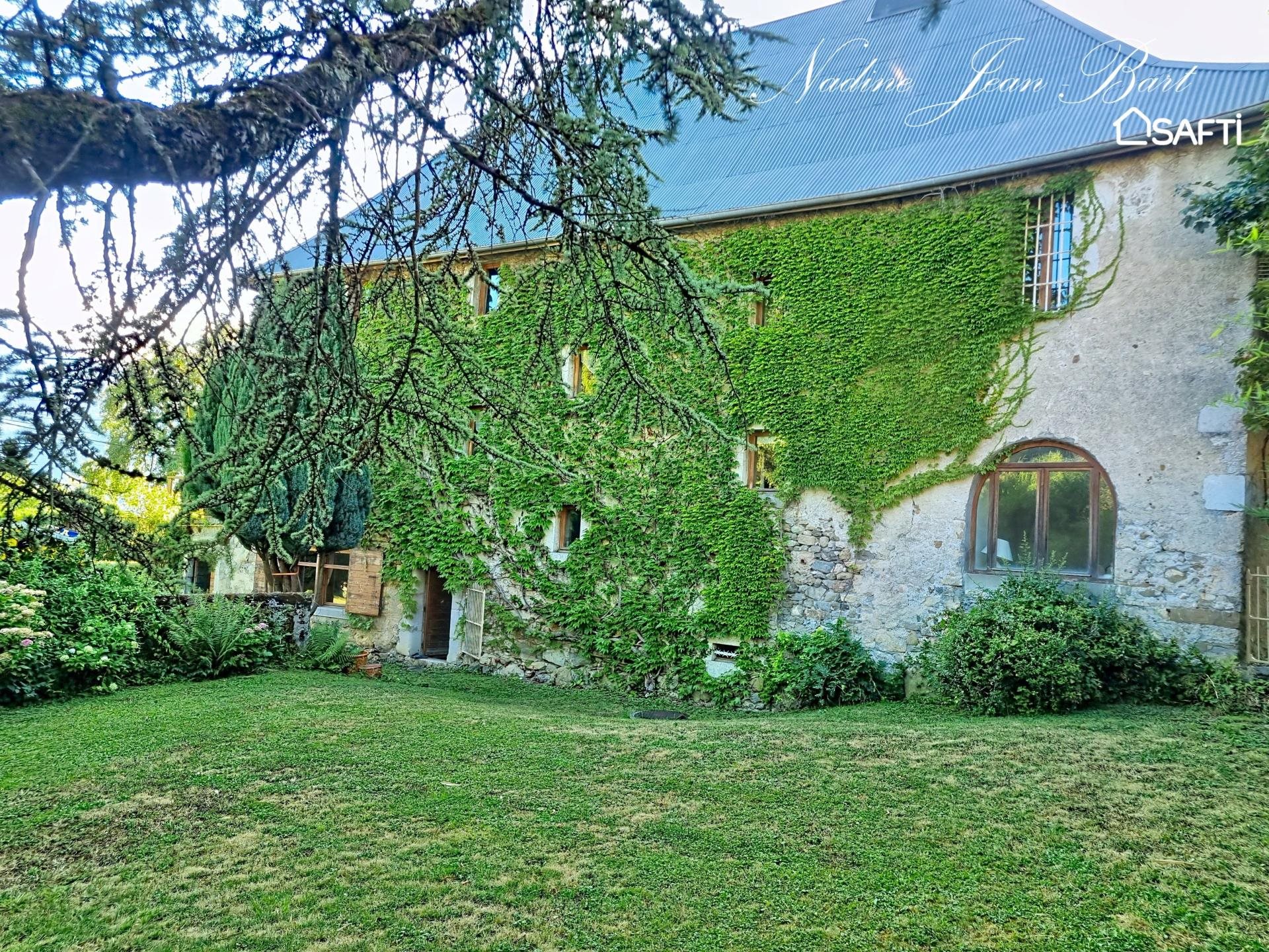 Maison à vendre, 400m², Châtillon-sur-Cluses