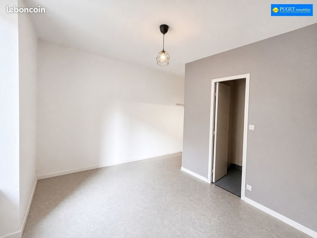 Appartement à louer, 18m², Nantes