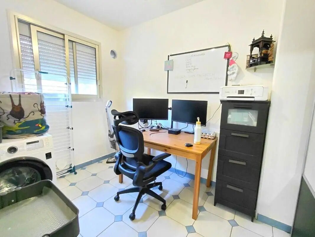 Appartement à louer, 81m², Antibes
