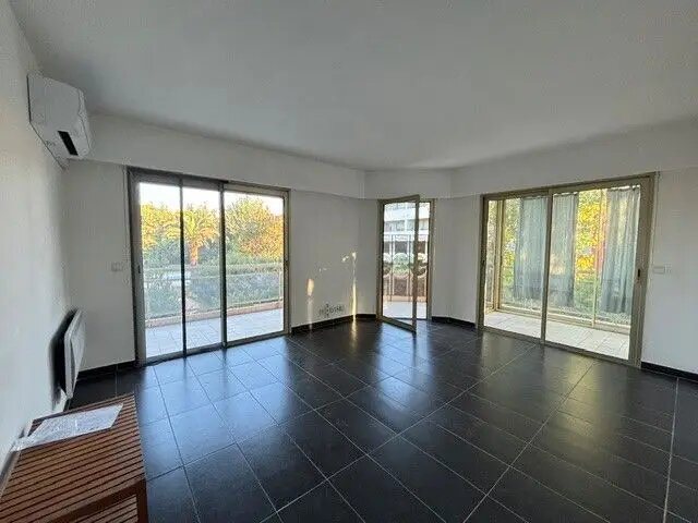 Appartement à louer, 63m², Mandelieu-la-Napoule