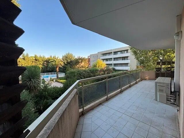 Appartement à louer, 63m², Mandelieu-la-Napoule