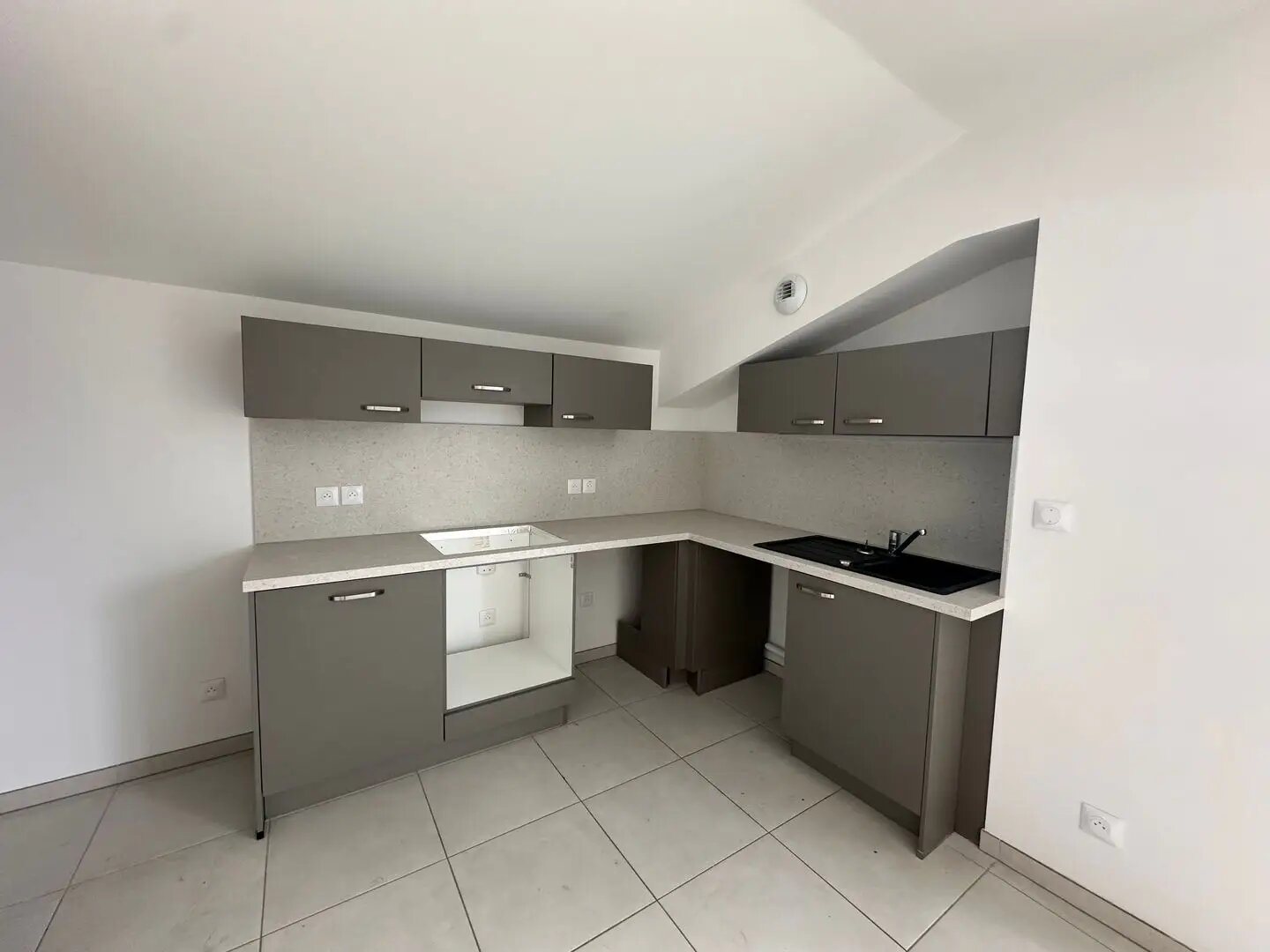 Appartement à louer, 90m², Marseille 14ème