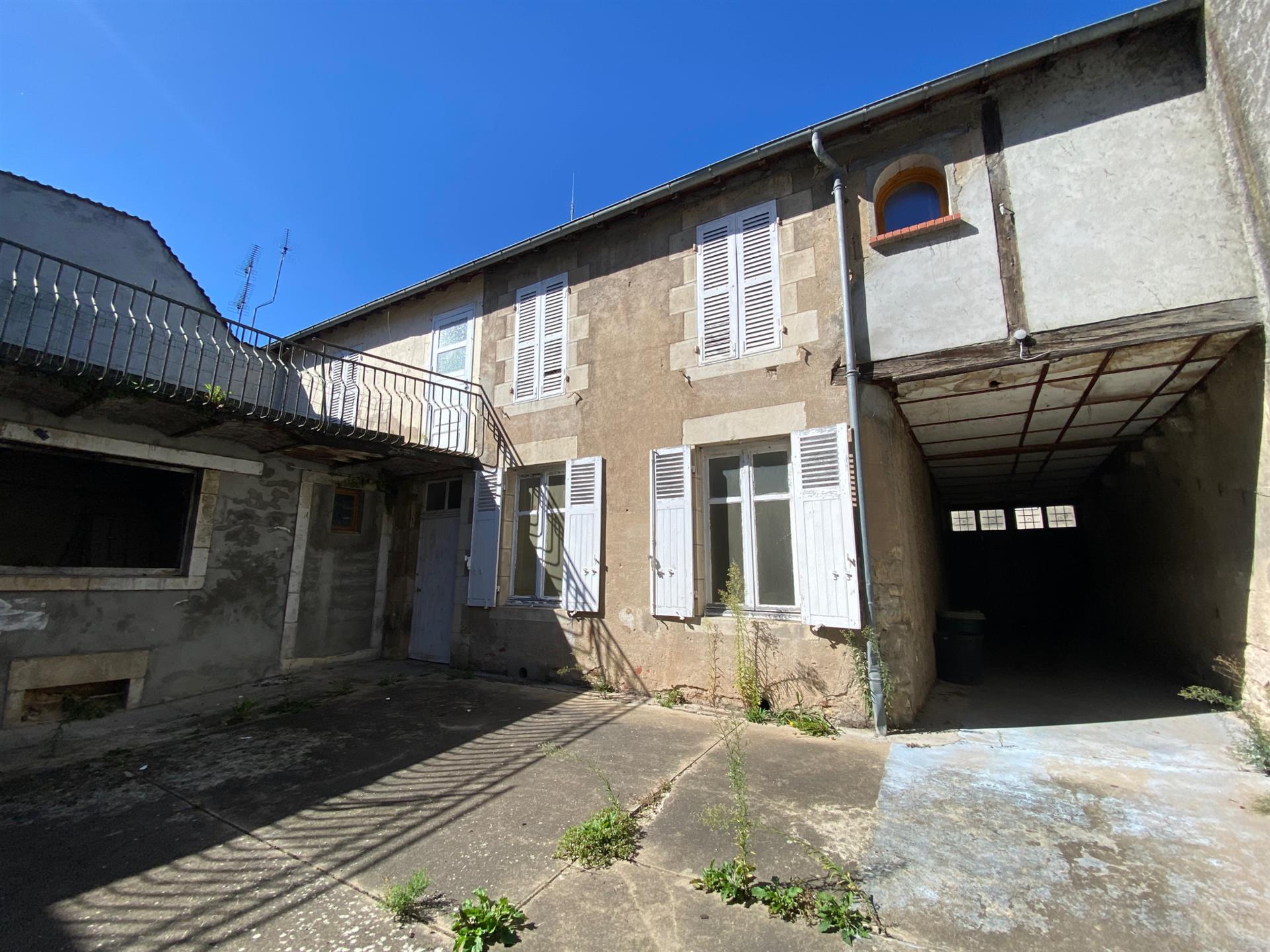 Appartement à vendre, 129m², Decize