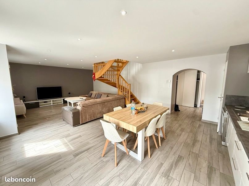 Maison à vendre, 117m², Argentré-du-Plessis