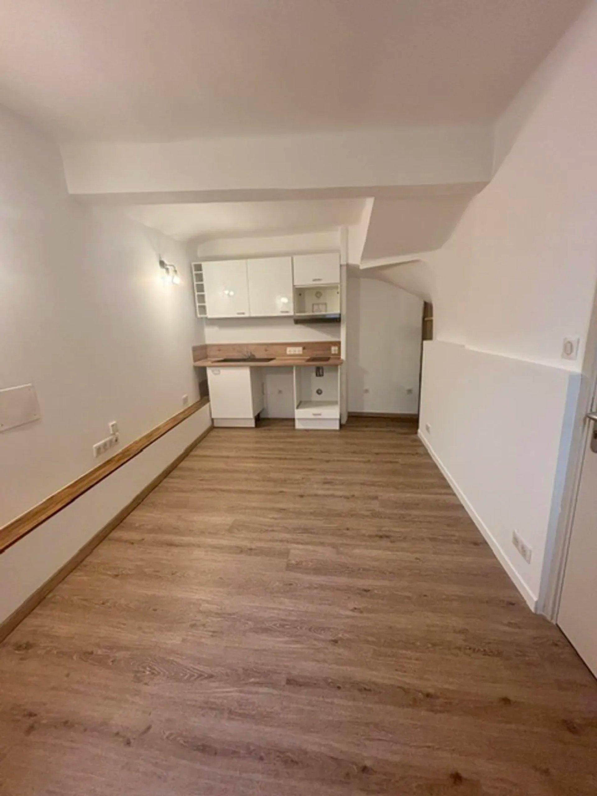 Appartement à louer, 29m², Montauroux