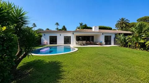 Maison à louer, 150m², Villeneuve-Loubet