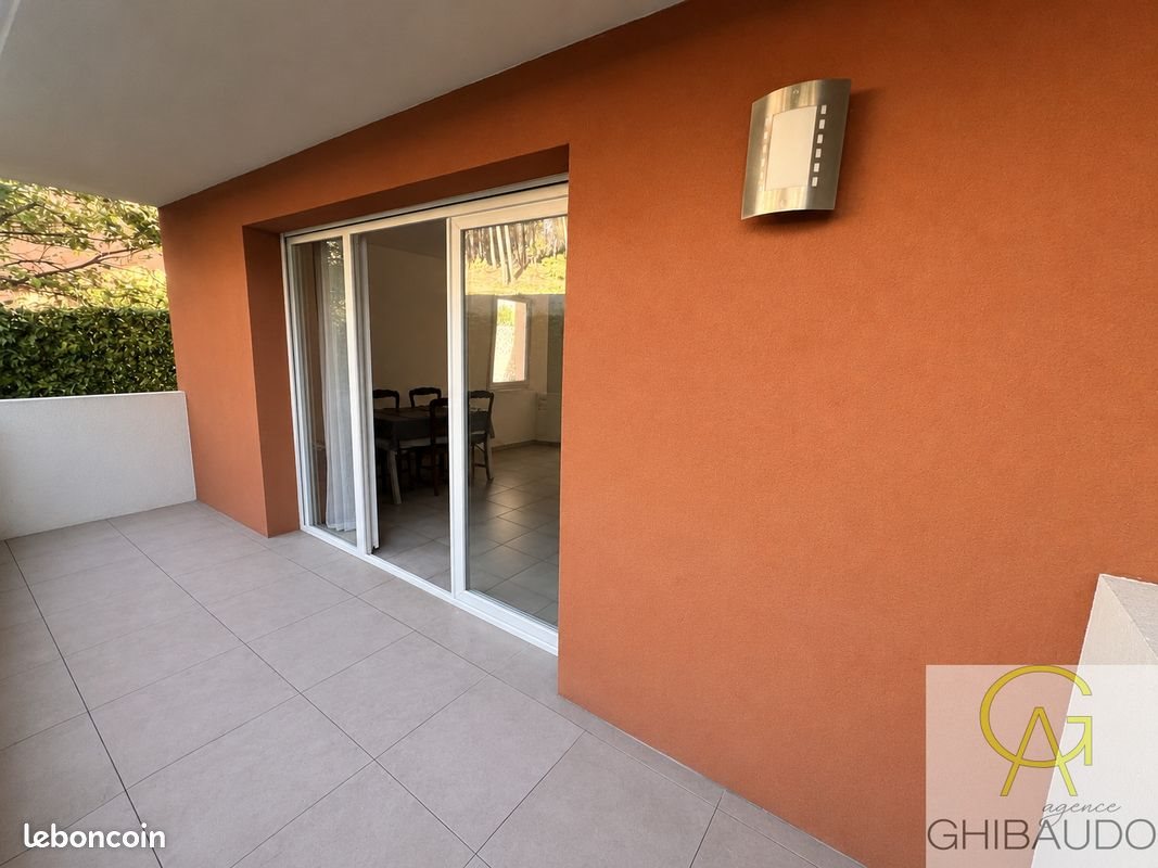 Appartement à vendre, 48m², Châteauneuf-le-Rouge