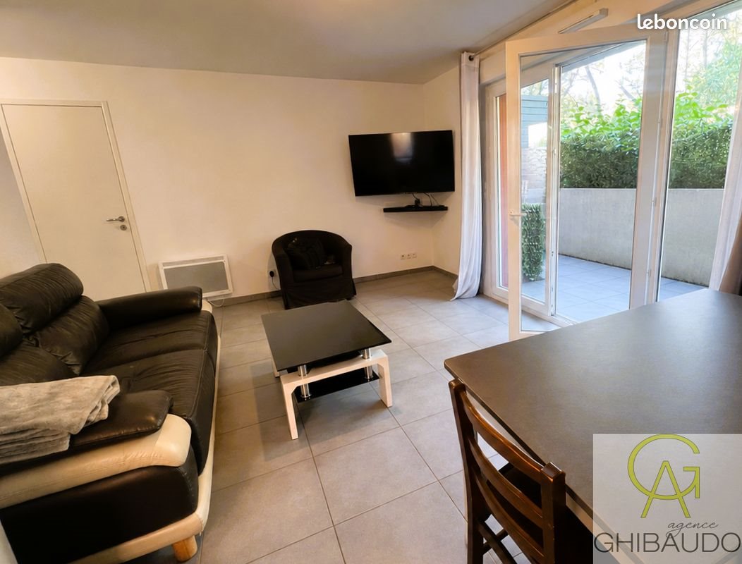 Appartement à vendre, 48m², Châteauneuf-le-Rouge
